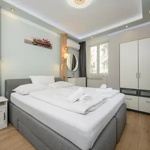 Elegance Palais Palffy Hotel apartamentowy Wiedeń